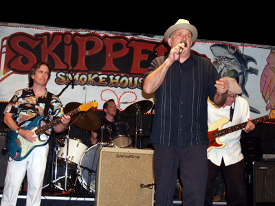 Charlie Morris on stage with Darrell Nulisch at Skipper's in Tampa.  Photo by Valerie Troyano.