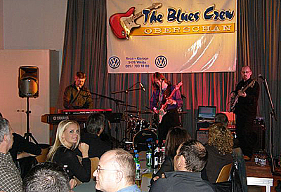Charlie Morris Band on stage with the Blues Crew, Oberschan. Photo by Donatella.