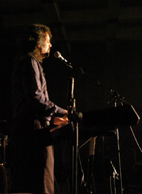 Devin Rice on stage at the Mettman Blues Festival, Germany