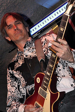Charlie Morris. Photo by Werner Gmnder.